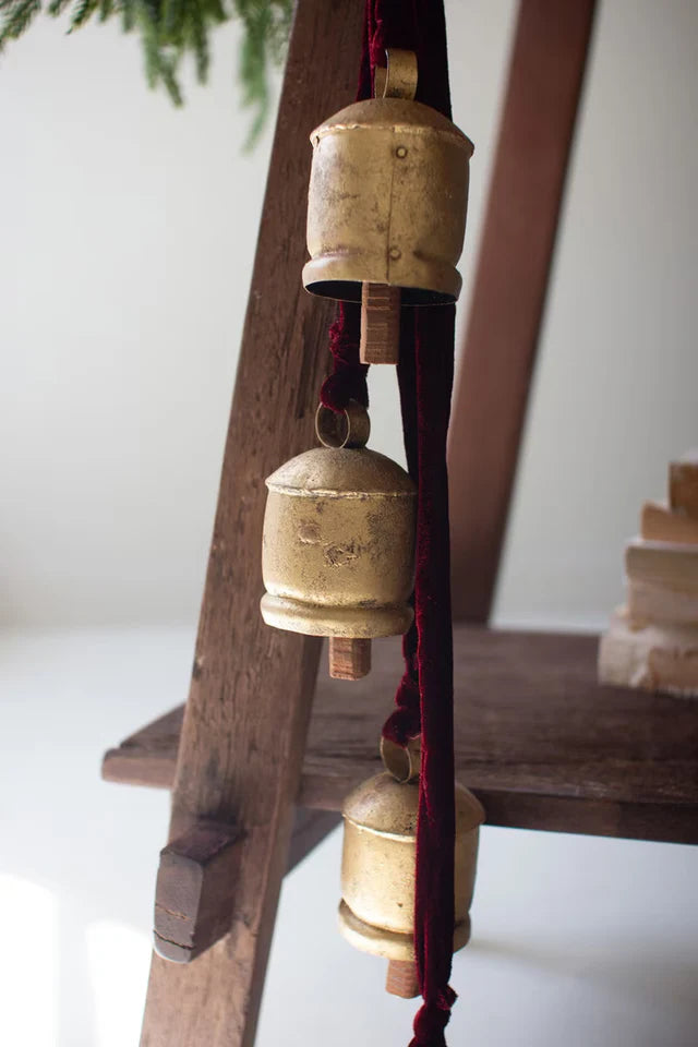 26" Burnt Gold Maroon Velvet Bell Hanger
