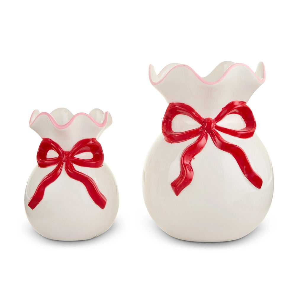 Bow Ruﬄed Vases